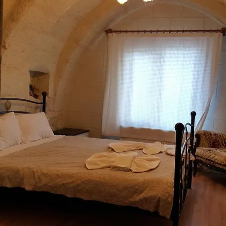 Whisper Cave House 3* Göreme