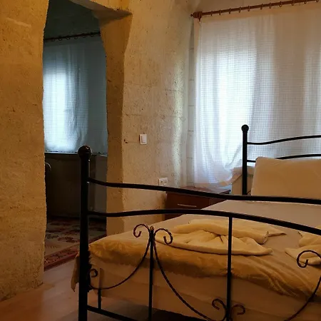 Hotel Whisper Cave House