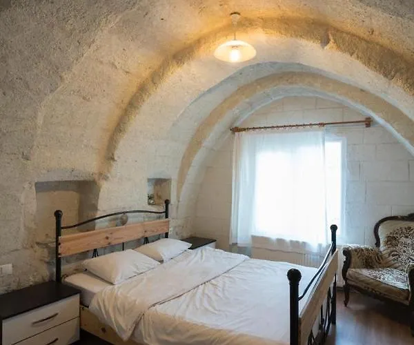 Hotel Whisper Cave House