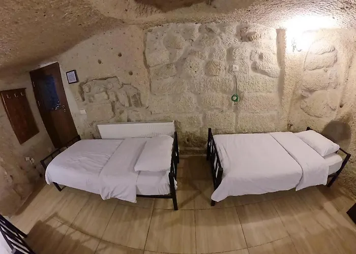 Whisper Cave House Hotel 3*