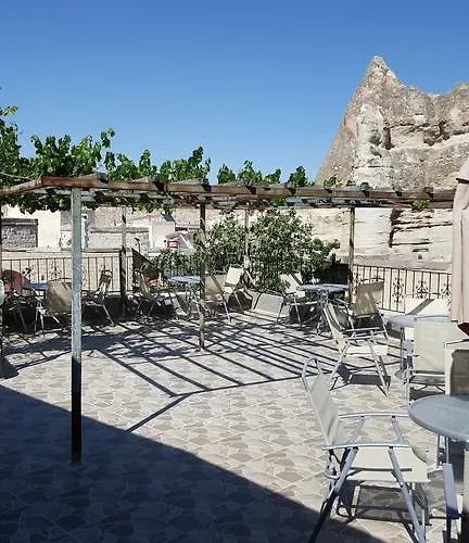 Whisper Cave House Hotel 3*